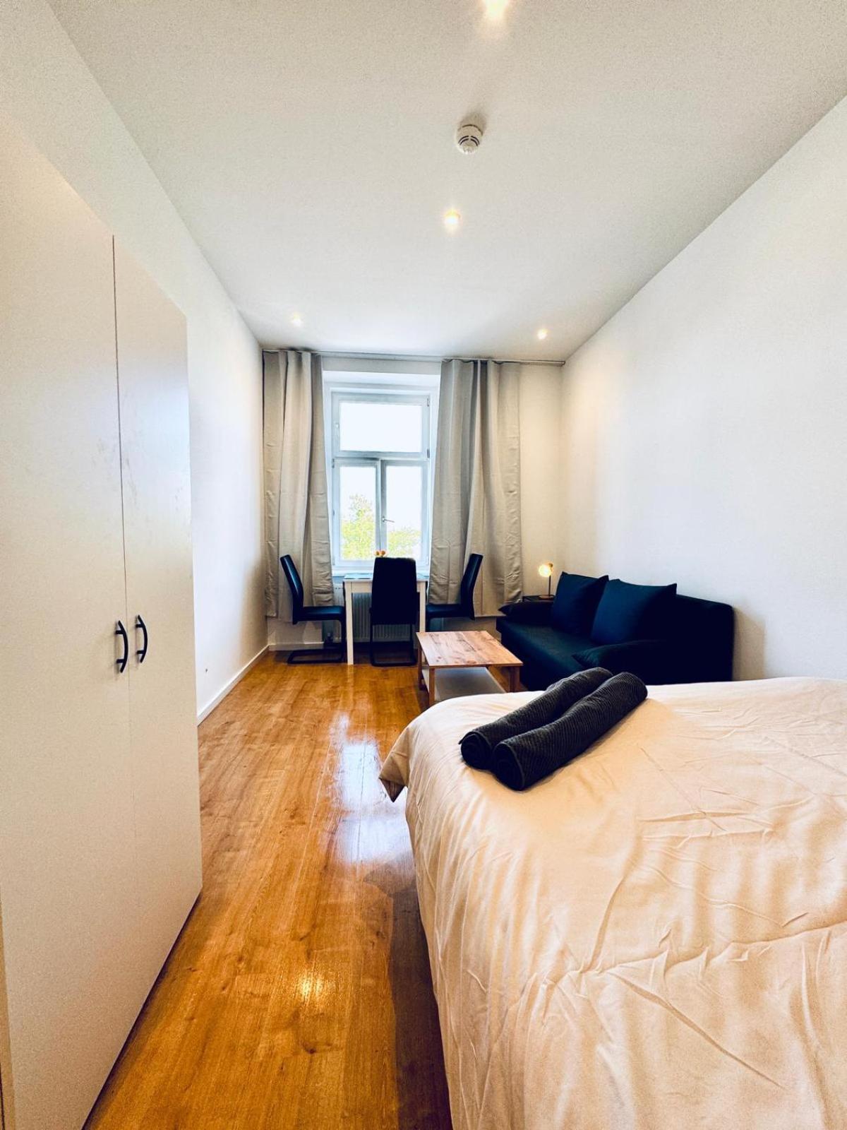 Spacious 3br Shared Near Kaufpark Alterlaa