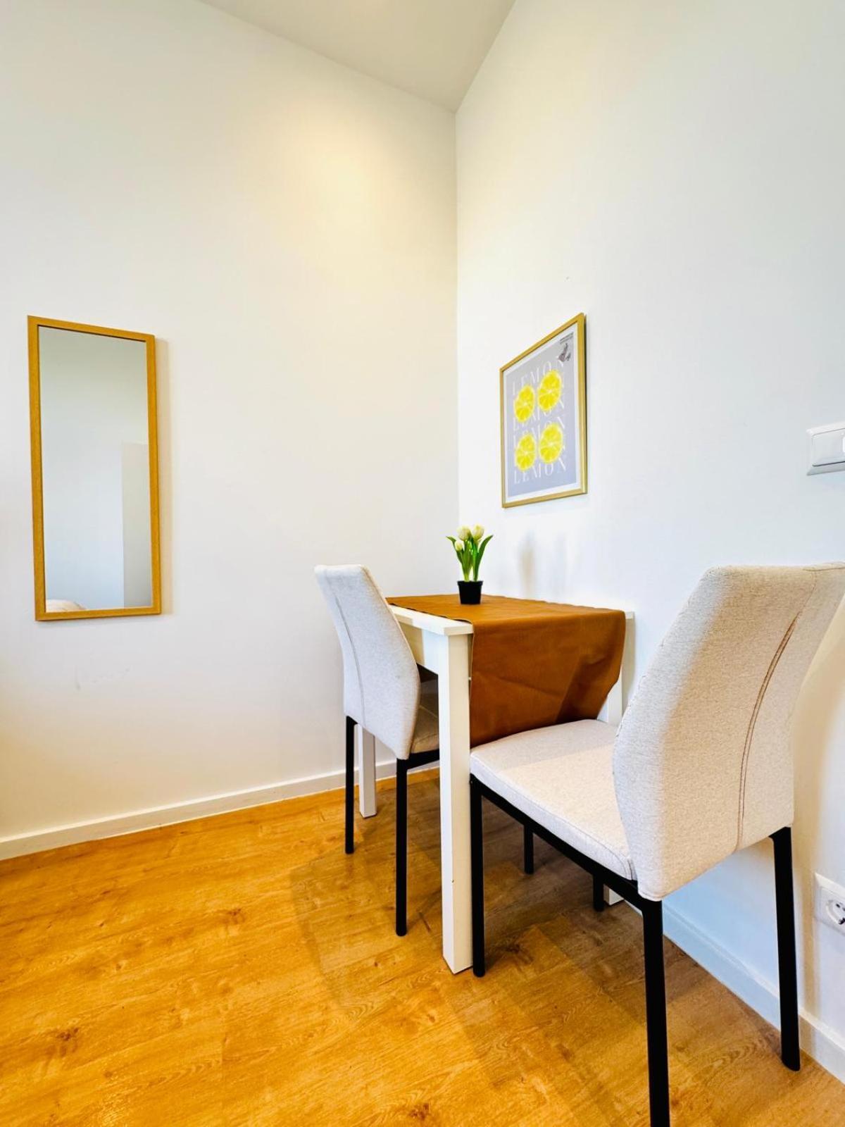 Spacious 3br Shared Near Kaufpark Alterlaa Apartment *