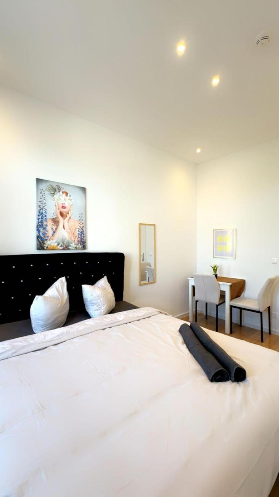 Spacious 3br Shared Near Kaufpark Alterlaa Wien